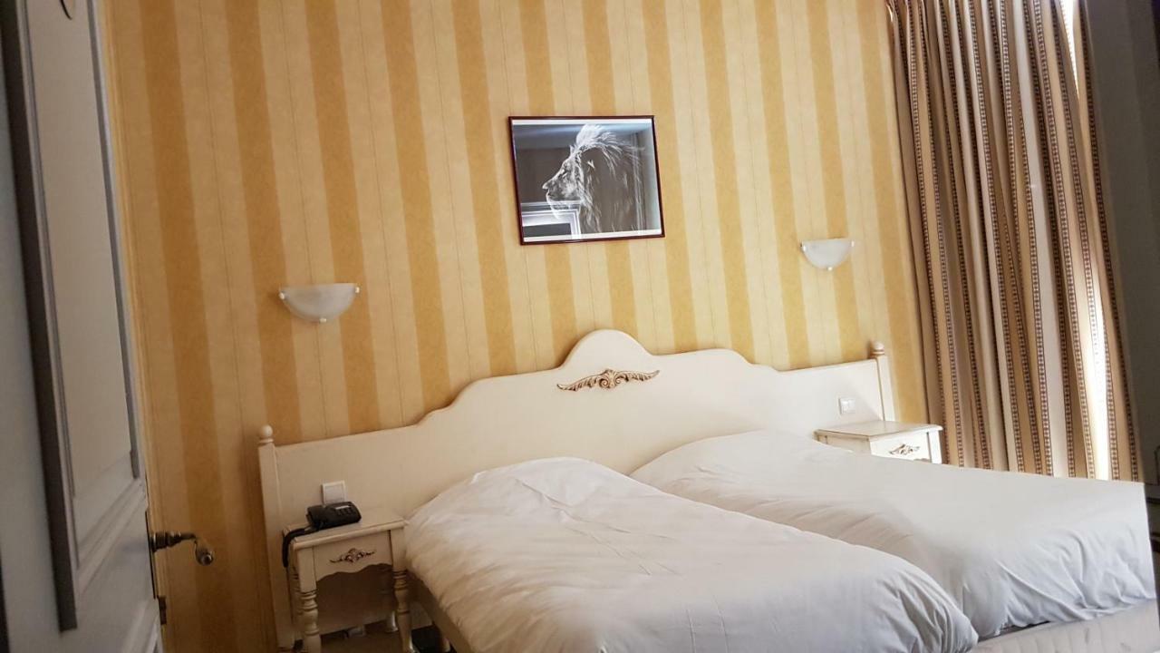 Hotel Au Lion D'Or โนฌองต์-เลอ-โรทรู ภายนอก รูปภาพ